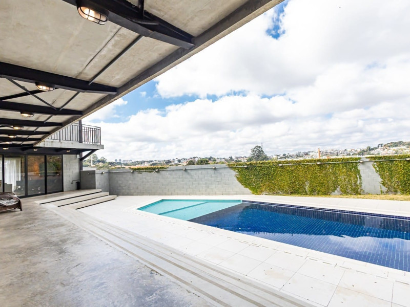 imóvel com 350m² - Campo Comprido - Curitiba