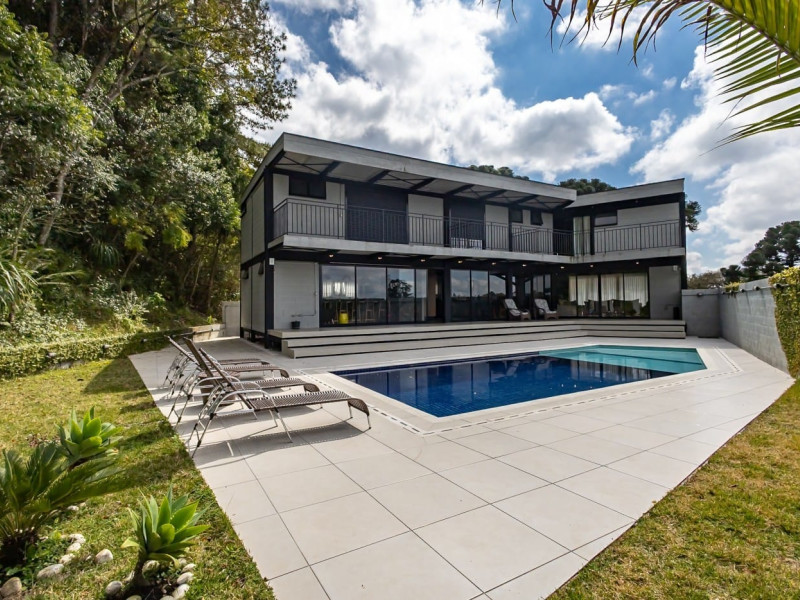 imóvel com 350m² - Campo Comprido - Curitiba