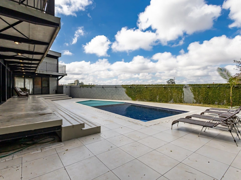 imóvel com 350m² - Campo Comprido - Curitiba