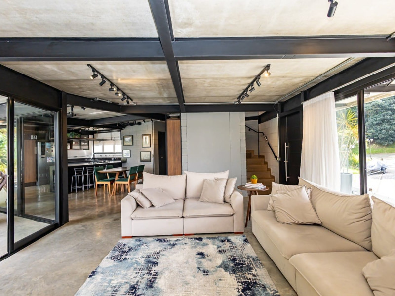 imóvel com 350m² - Campo Comprido - Curitiba