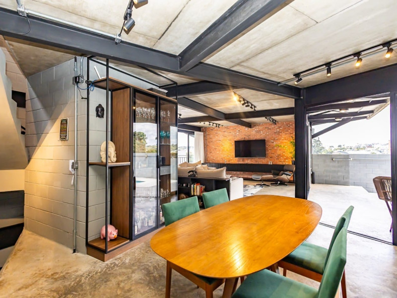 imóvel com 350m² - Campo Comprido - Curitiba