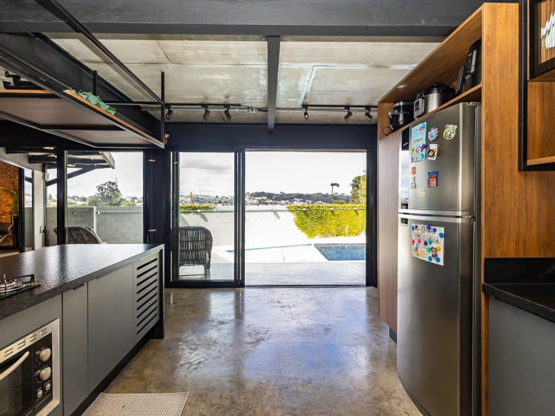 imóvel com 350m² - Campo Comprido - Curitiba