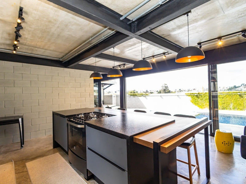 imóvel com 350m² - Campo Comprido - Curitiba