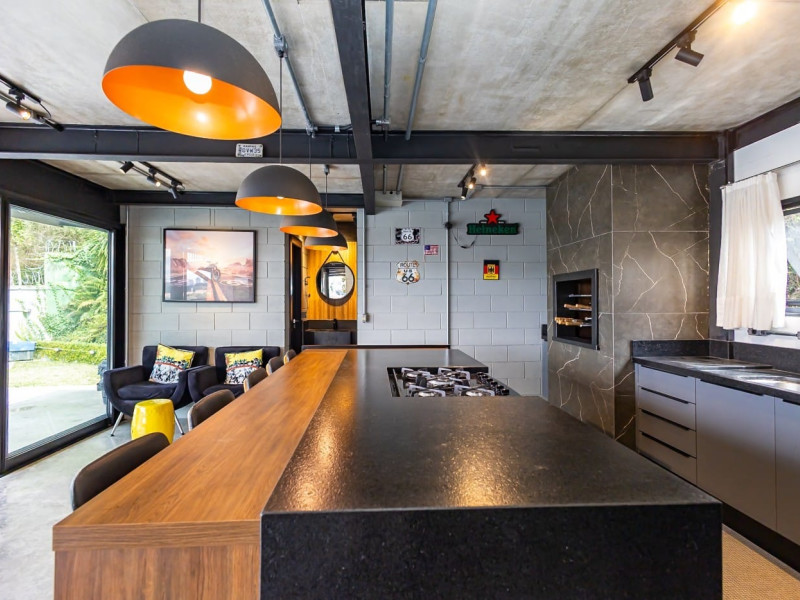 imóvel com 350m² - Campo Comprido - Curitiba