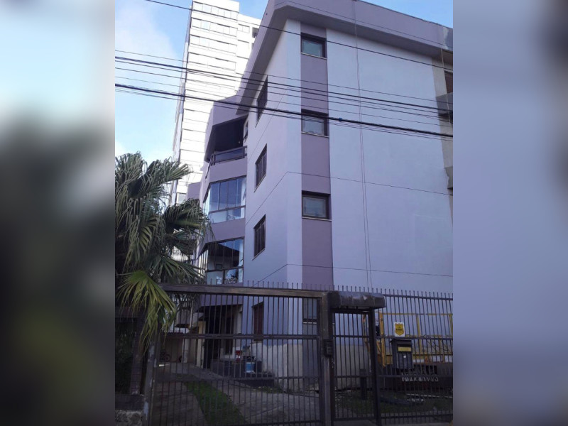 imóvel com 140m² - Centro - Torres