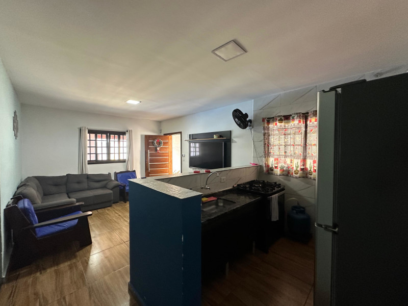 imóvel com 270m² - Estancia Sao José - Peruíbe