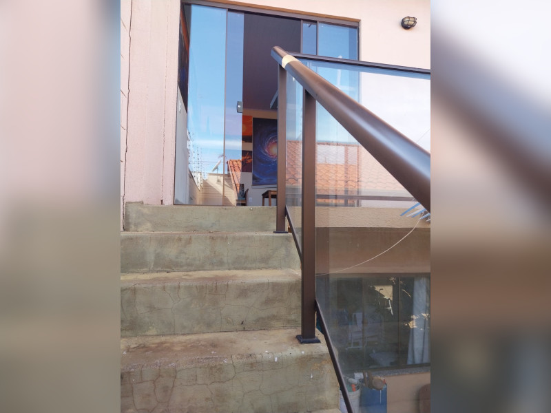 imóvel com 170m² - Parque Residencial Joaquim Toledo Piza - Londrina