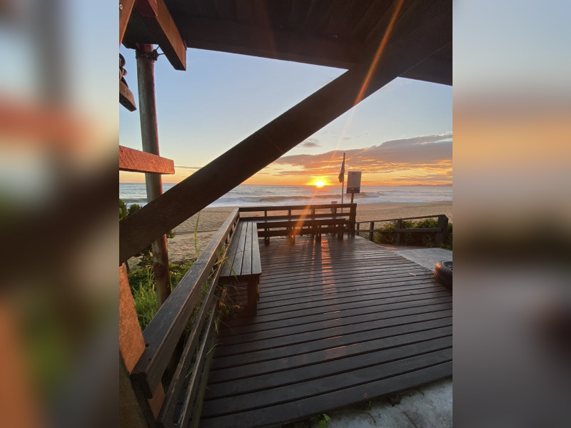 imóvel com 150m² - Praia do Estaleiro - Balneário Camboriú