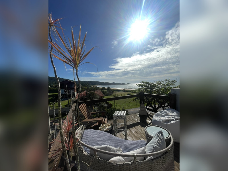 imóvel com 150m² - Praia do Estaleiro - Balneário Camboriú