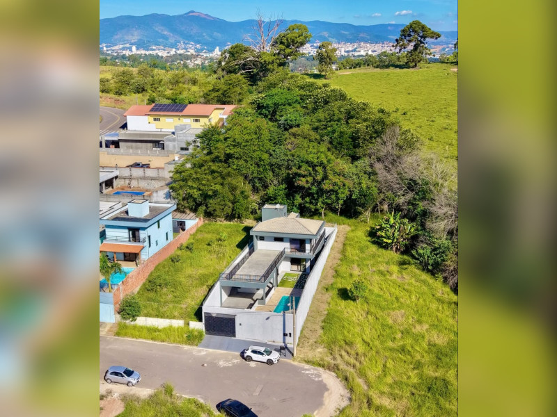 imóvel com 234m² - Loteamento Parque Residencial Serras de Atibaia II - Atibaia