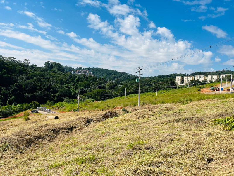 imóvel com 150m² - Quinta dos Angicos - Cotia