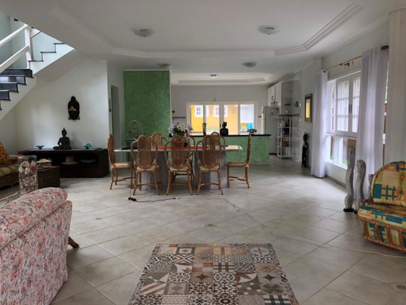 imóvel com 360m² - Praia de Maresias - São Sebastião