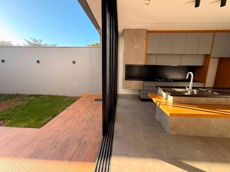 imóvel com 250m² - Beija-Flor II - Uberaba