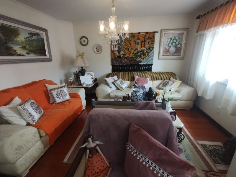 imóvel com 180m² - Campina do Siqueira - Curitiba