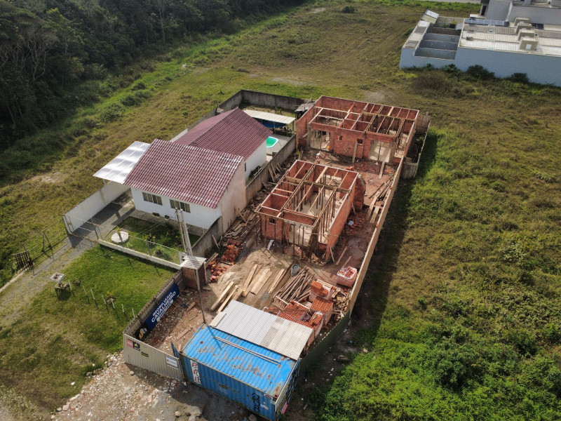 imóvel com 117m² - Brejatuba - Guaratuba