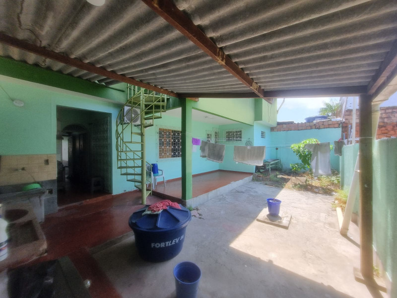 imóvel com 200m² - Dom Pedro I - Manaus