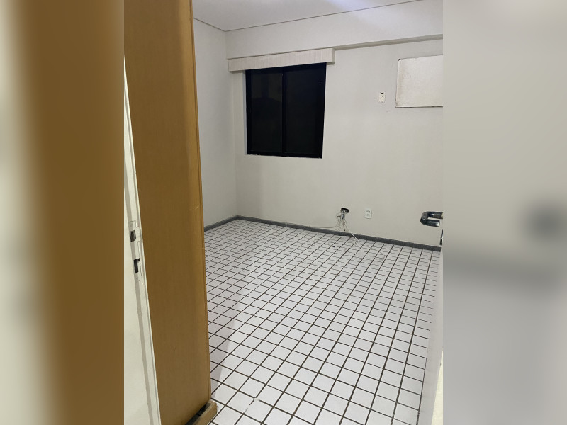 imóvel com 68m² - Pina - Recife