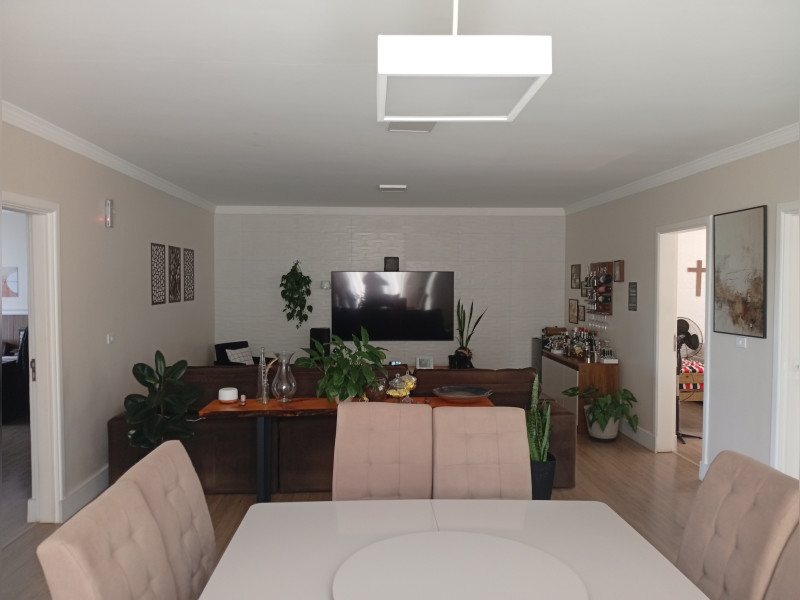 imóvel com 450m² - Lagos de San José - Mairinque