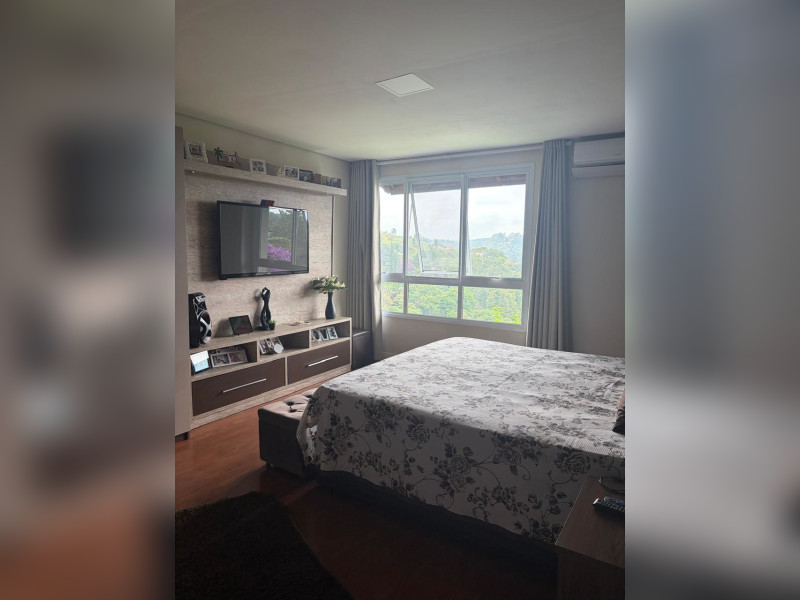 imóvel com 450m² - Lagos de San José - Mairinque