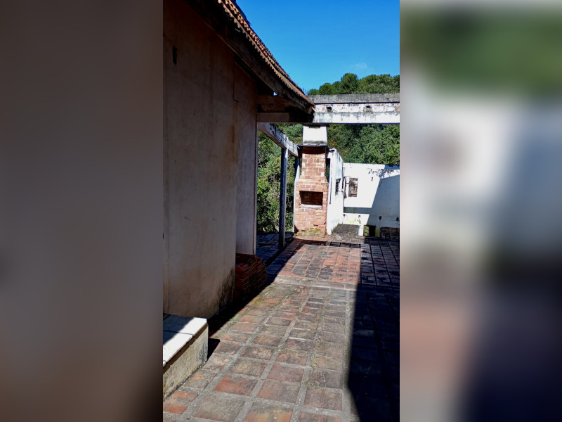 imóvel com 725m² - Barreirinha - Curitiba