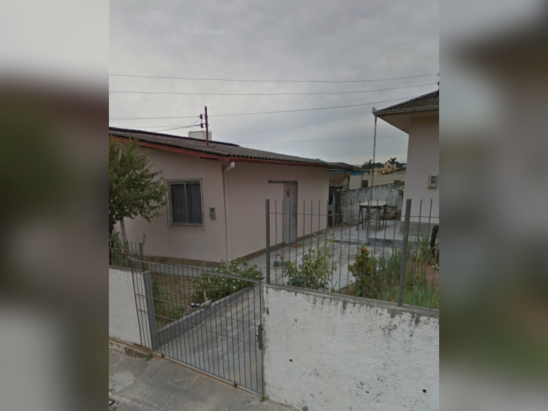 imóvel com 225m² - Praia Comprida - São José