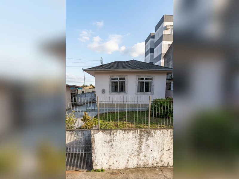 imóvel com 225m² - Praia Comprida - São José