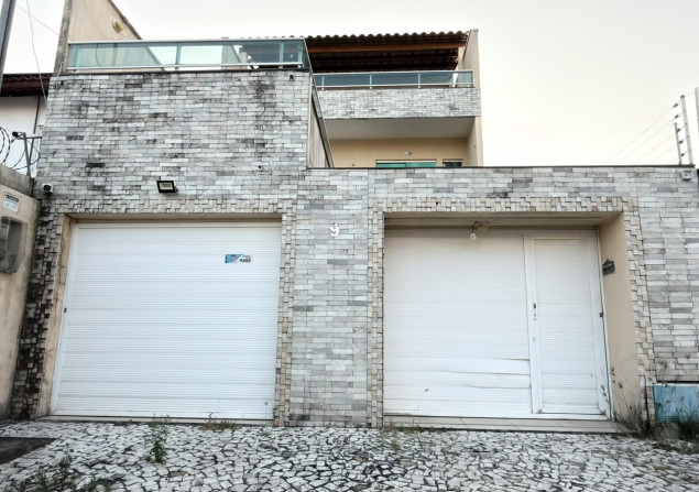 imóvel com 330m²