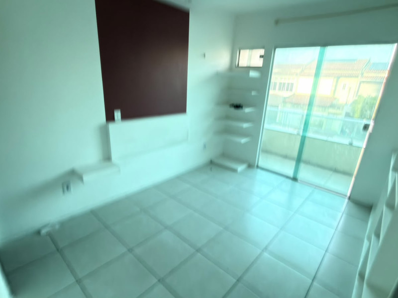imóvel com 330m² - Cajazeiras - Fortaleza
