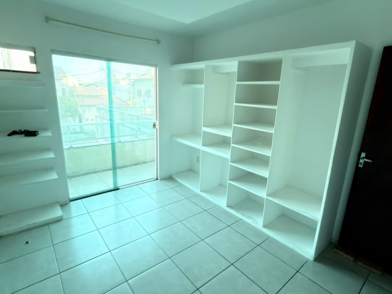 imóvel com 330m² - Cajazeiras - Fortaleza