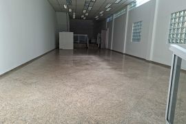 Comercial para alugar Centro com 250m&sup2; e 0 quartos por R$ 1 - 303506.jpg