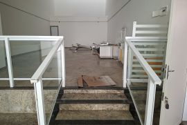 Comercial para alugar Centro com 250m&sup2; e 0 quartos por R$ 1 - 303507.jpg