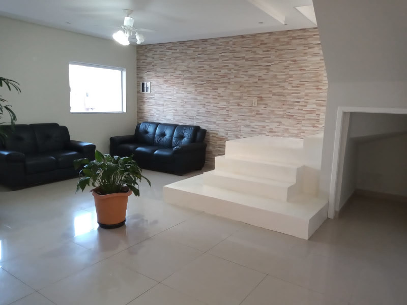 imóvel com 293m² - Residencial Mombaça I - Pindamonhangaba