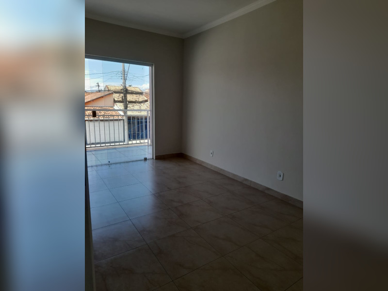 imóvel com 293m² - Residencial Mombaça I - Pindamonhangaba