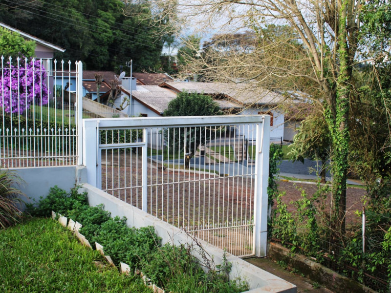 imóvel com 213m² - Medianeira - Panambi
