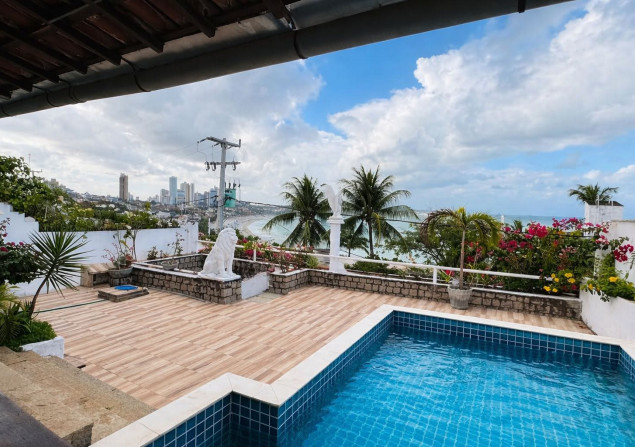 imóvel com 440m²