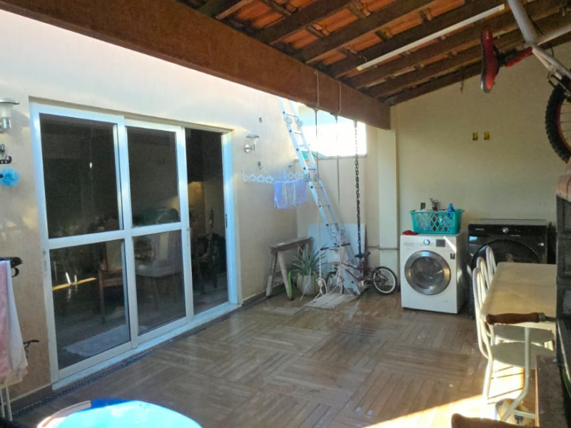 imóvel com 191m² - jacaré - Cabreúva