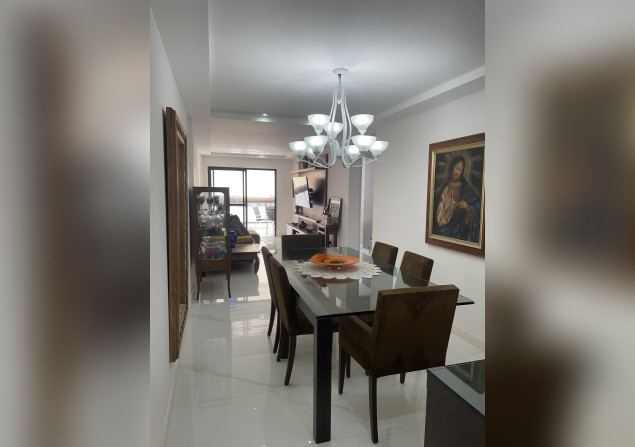 imóvel com 99m²