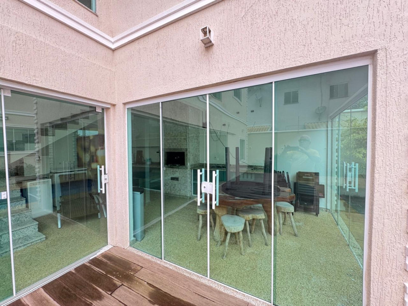 imóvel com 585m² - Monte Alto - Arraial do Cabo