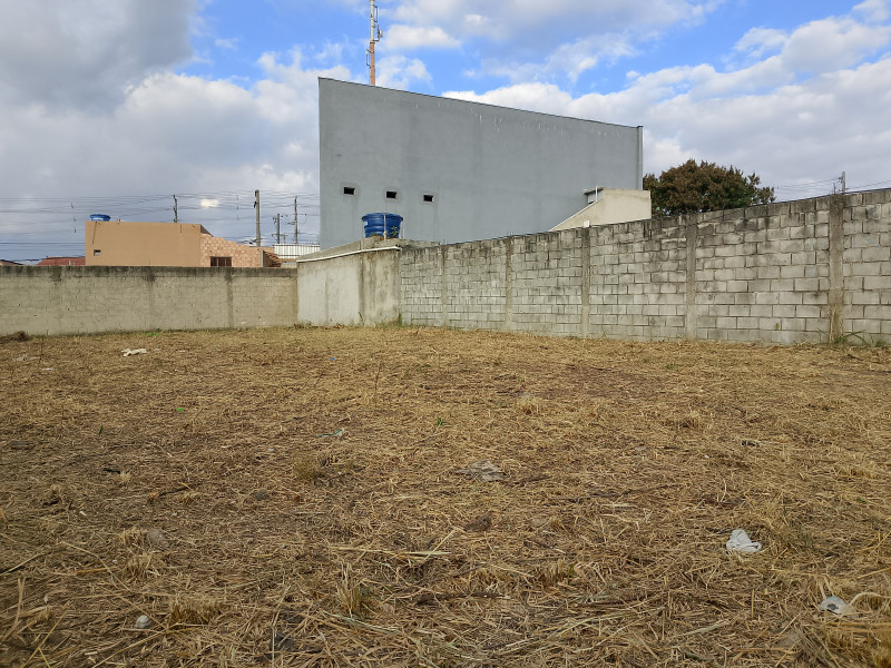 imóvel com 360m² - Santa Cruz - Betim
