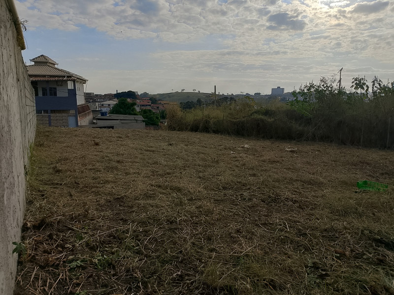 imóvel com 360m² - Santa Cruz - Betim