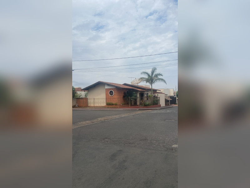 imóvel com 180m² - Centro - Balsamo