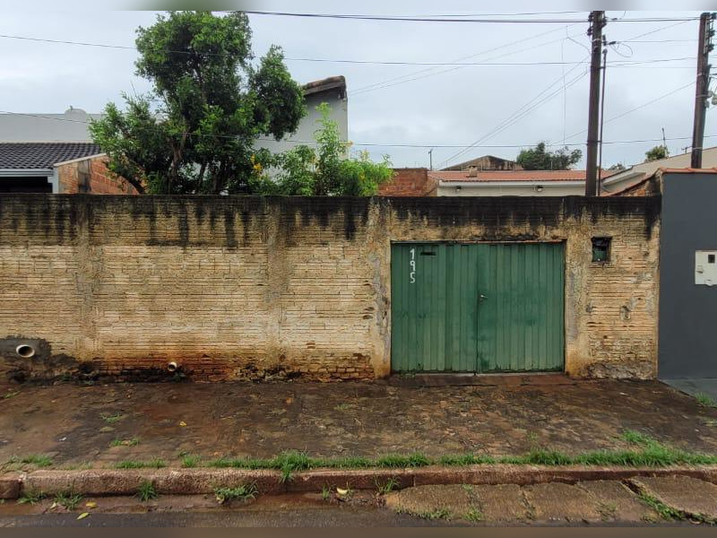 imóvel com 178m² - Loteamento Maria Christoni - Ourinhos