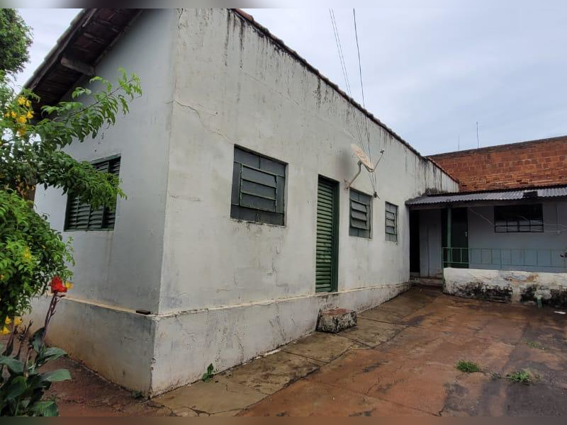 imóvel com 178m² - Loteamento Maria Christoni - Ourinhos