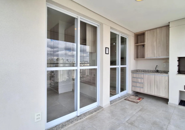 imóvel com 65m²