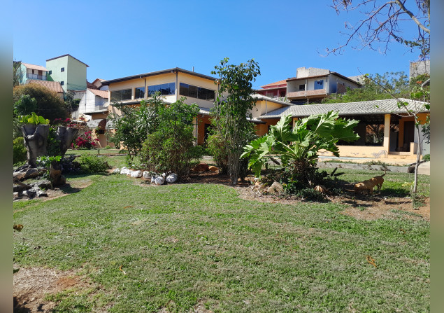 imóvel com 410m²