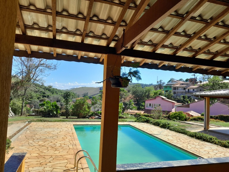 imóvel com 410m² - Centro - Silveiras