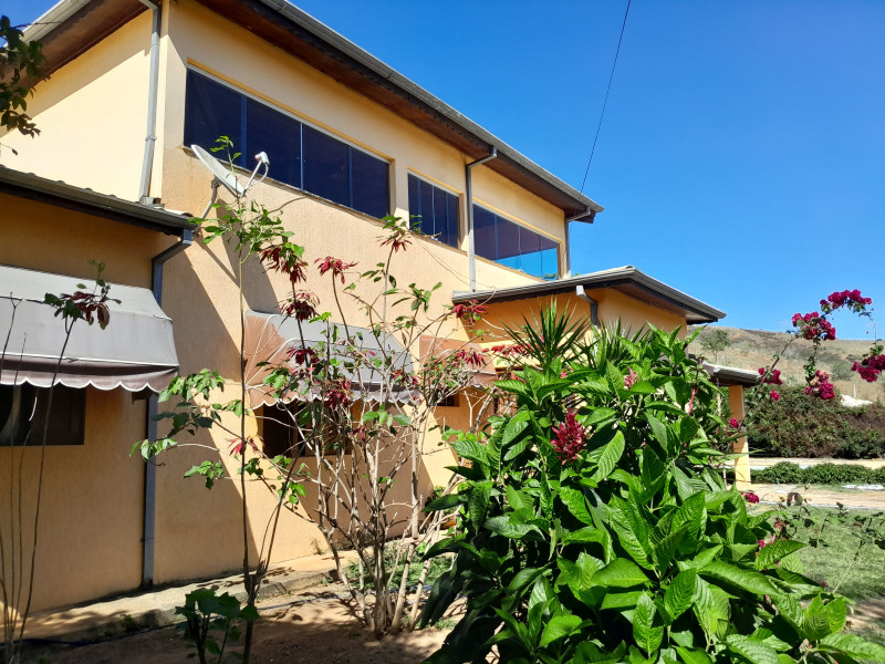 imóvel com 410m² - Centro - Silveiras