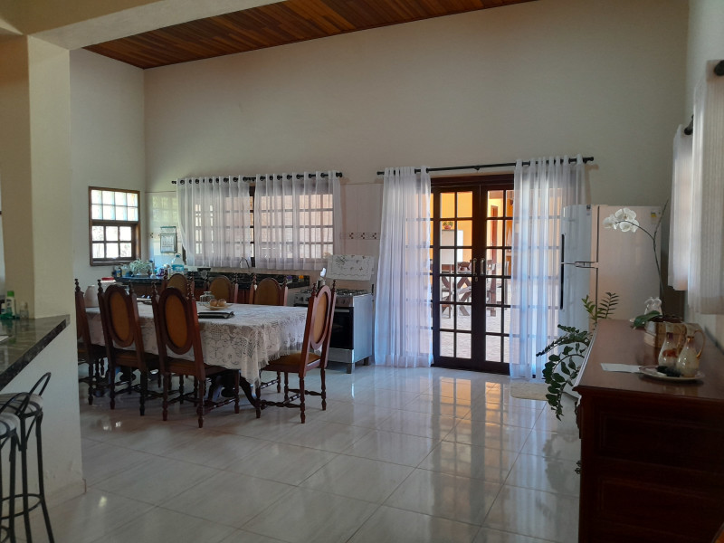 imóvel com 410m² - Centro - Silveiras