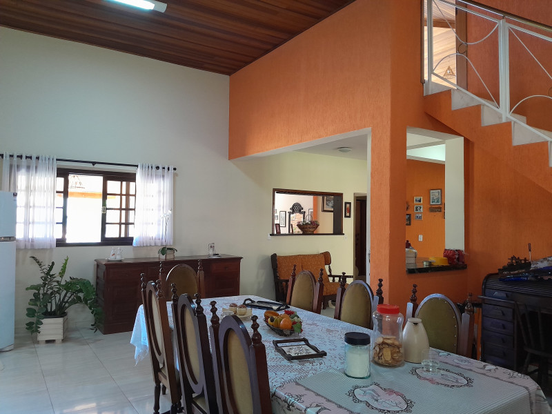 imóvel com 410m² - Centro - Silveiras