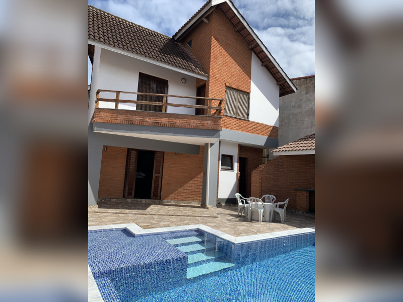 imóvel com 221m² - Cidade Nova Peruíbe - Peruíbe